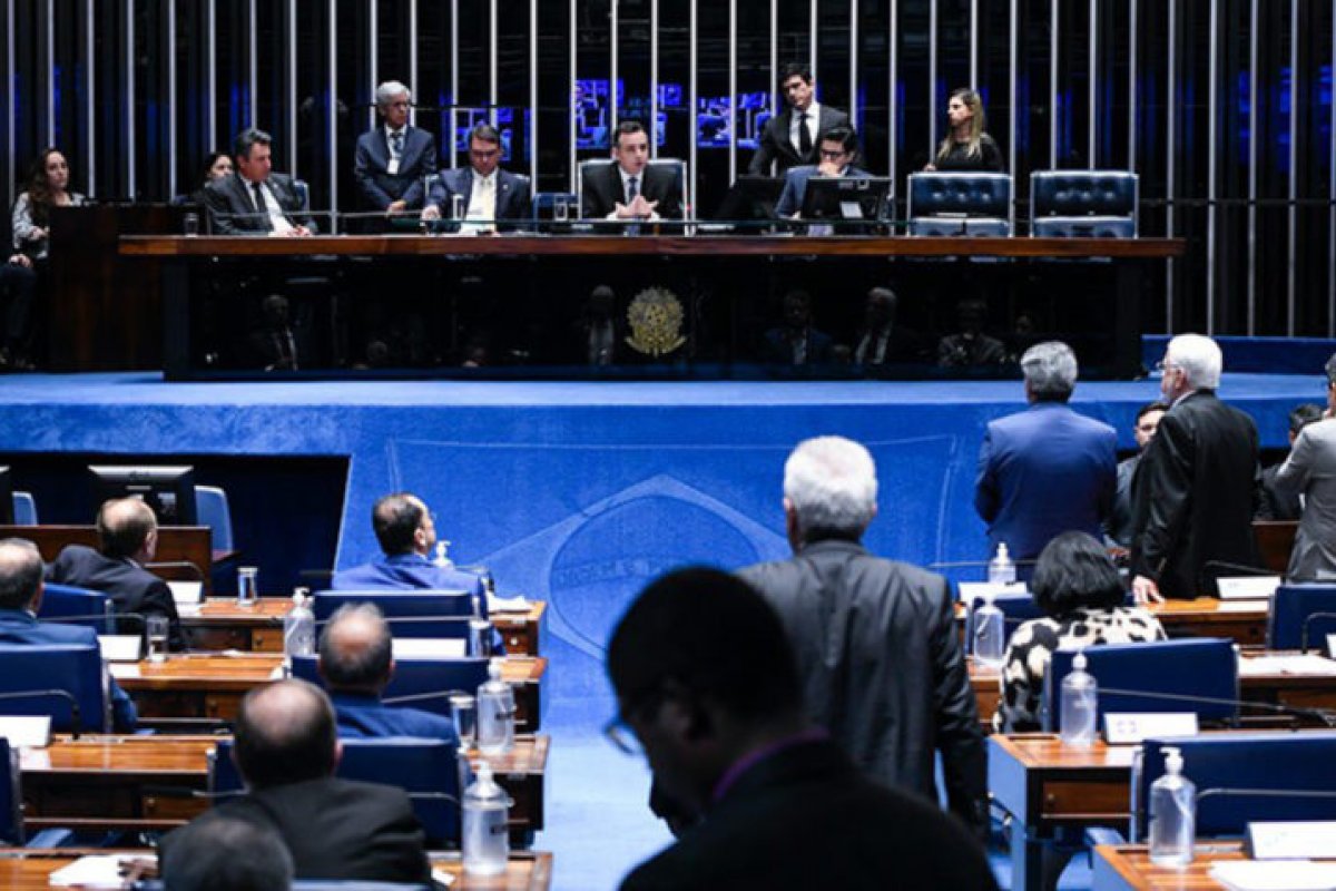 Conselho de Ética volta a se reunir para analisar 19 ações contra parlamentares