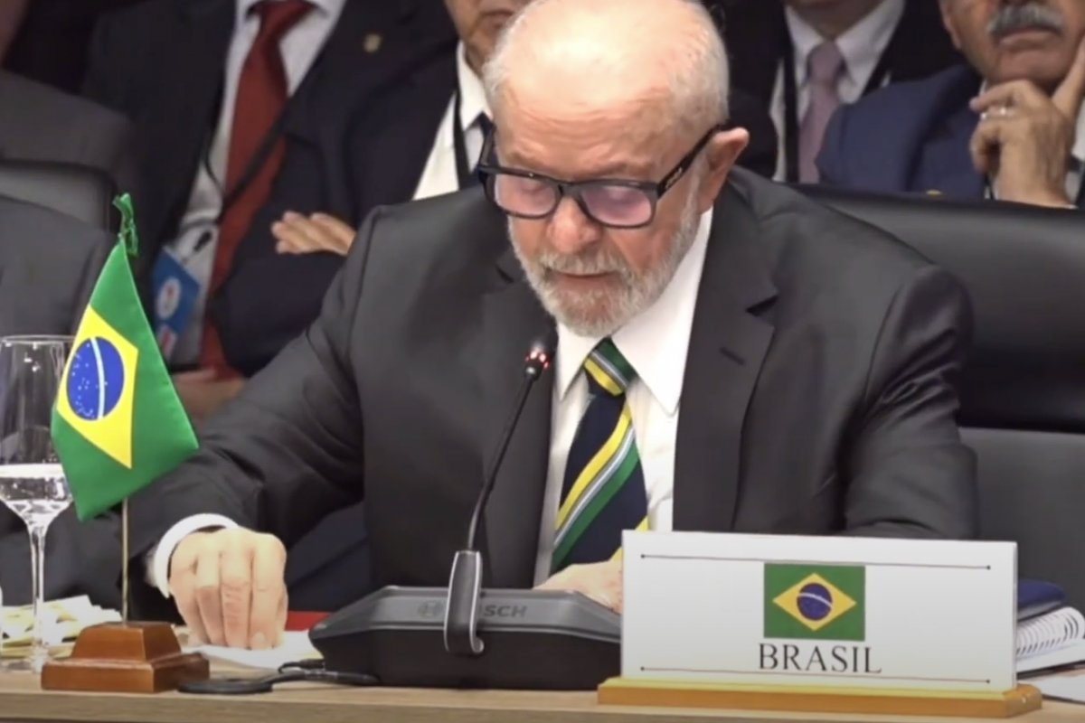 Vídeo: Depois de atentado contra hospital de Kiev, Lula pede solução para o conflito que "envolva as duas partes"