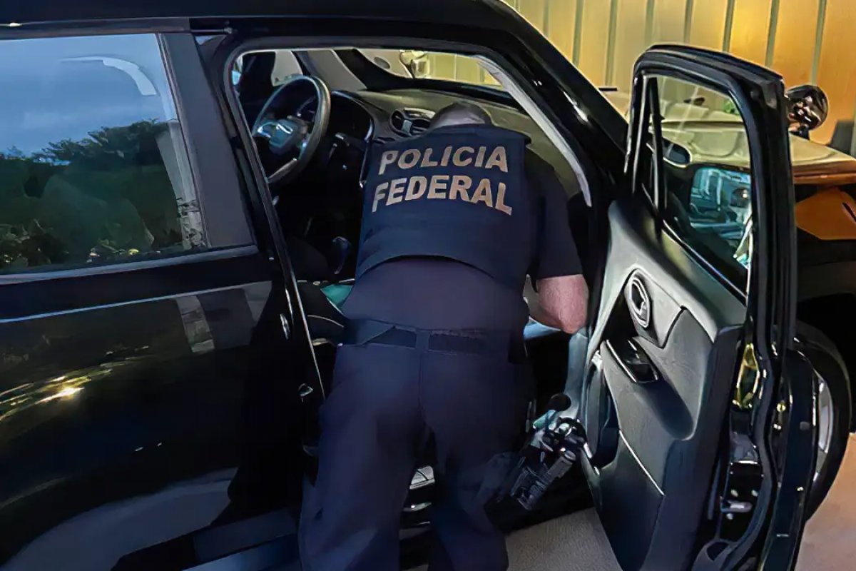 Secretário de Educação de Belford Roxo é preso em operação da PF