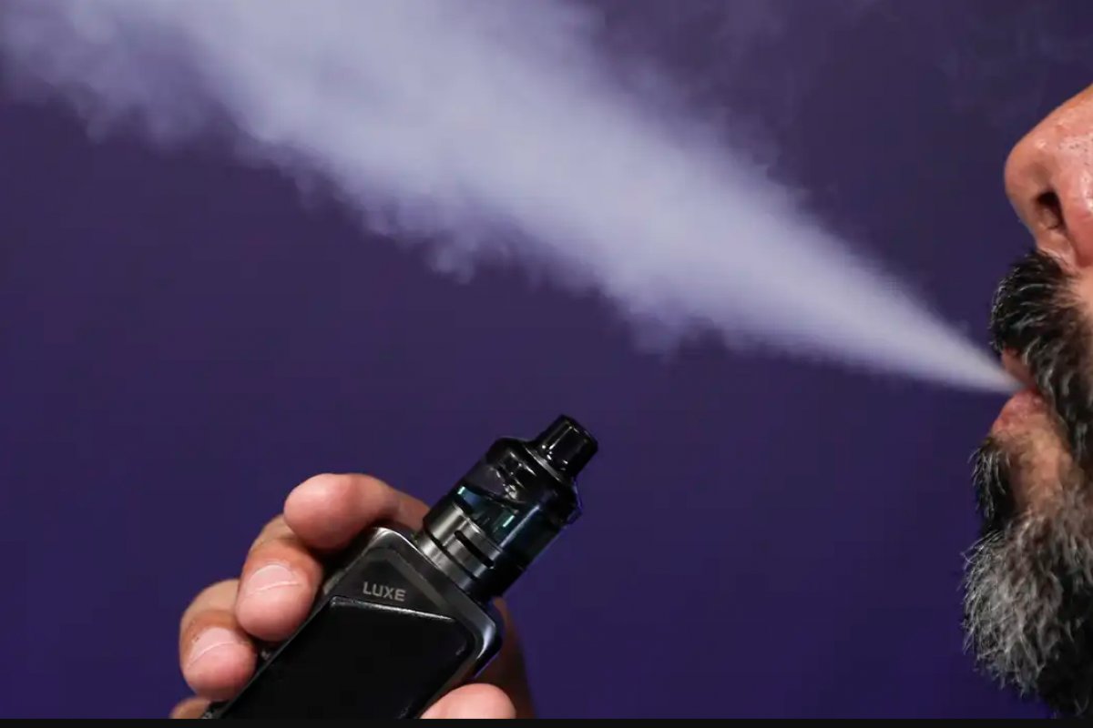 Comissão adia votação de projeto que regulamenta cigarros eletrônicos