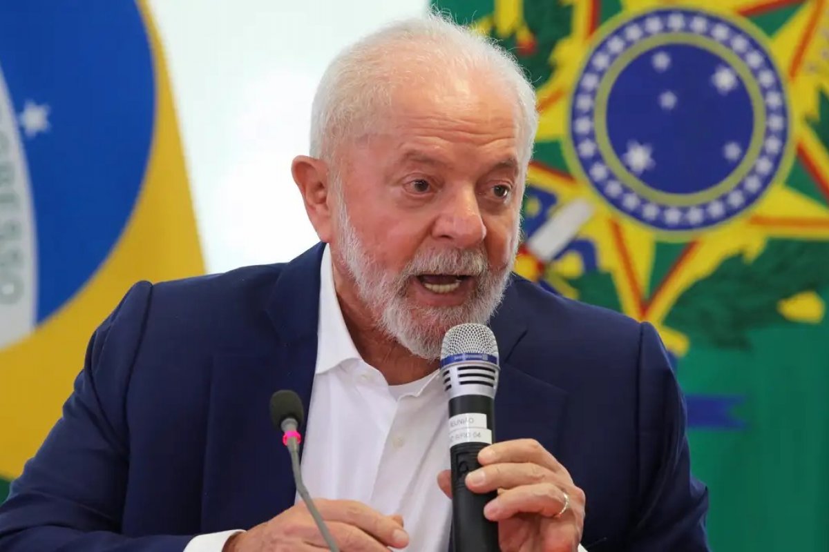 Lula diz que 'reza' para que 'até os indianos voltem a comer carne'