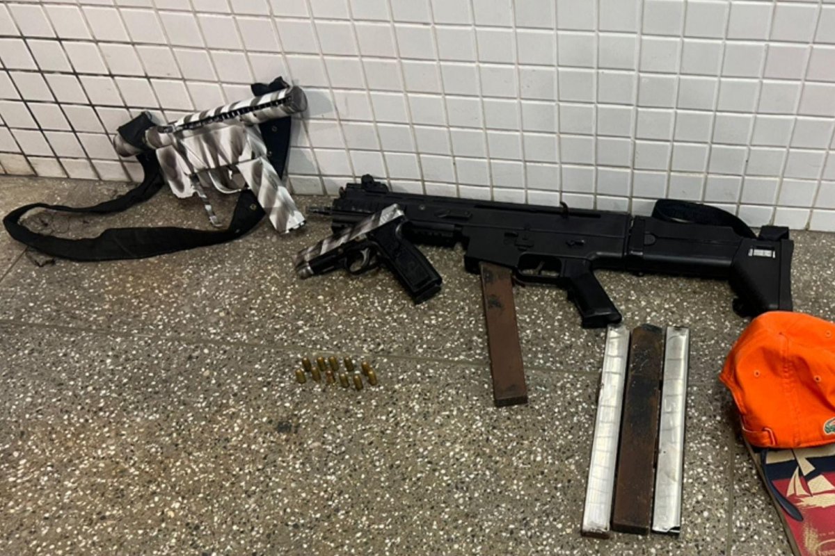 Metralhadoras são apreendidas após confronto em Salvador