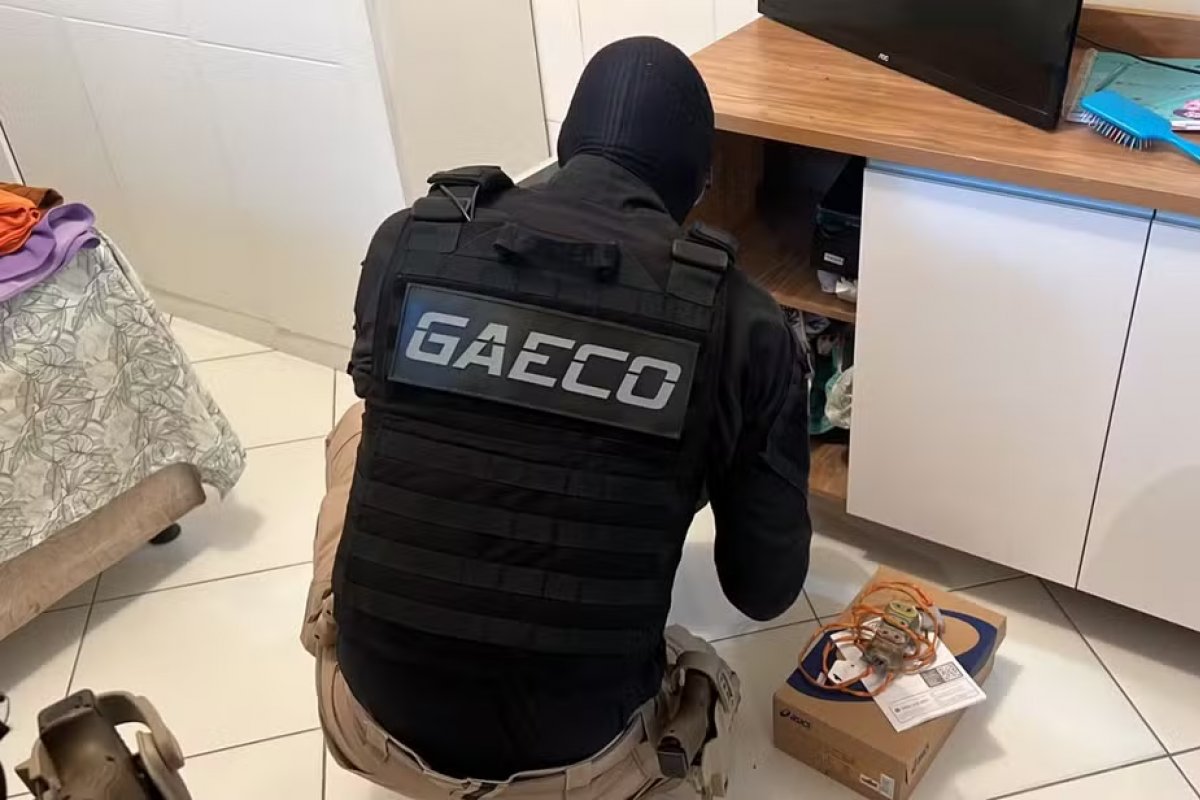 Mãe e filha são investigadas por suspeita de tráfico de drogas em Salvador