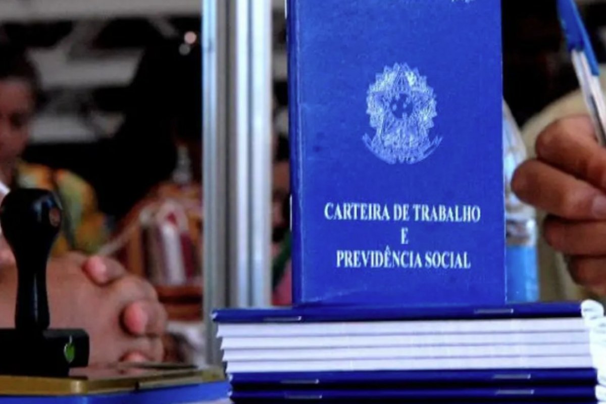 Sinebahia divulga vagas de empregos disponíveis para esta segunda-feira (15); veja