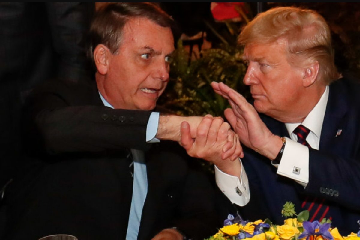 'Nos veremos na posse', diz Bolsonaro ao prestar solidariedade a Trump