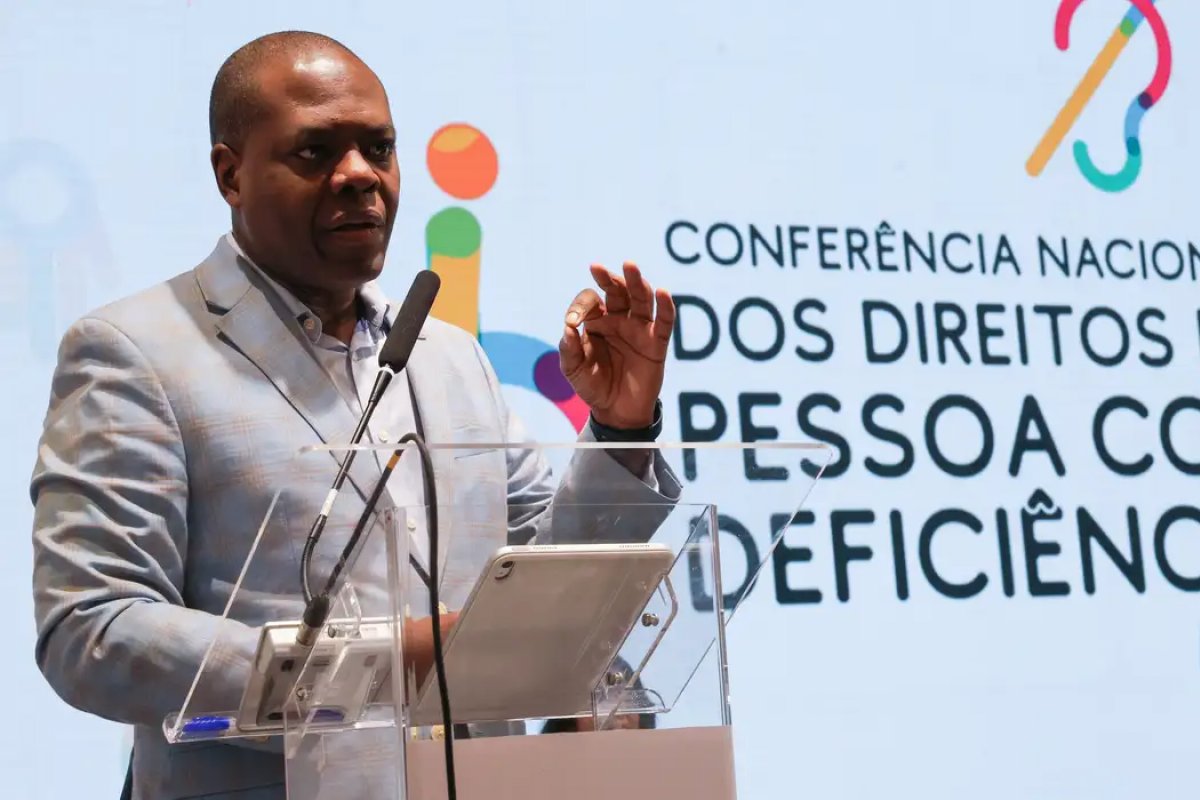 Ministro dos Direito Humanos pede recursos para direitos de pessoas com deficiência