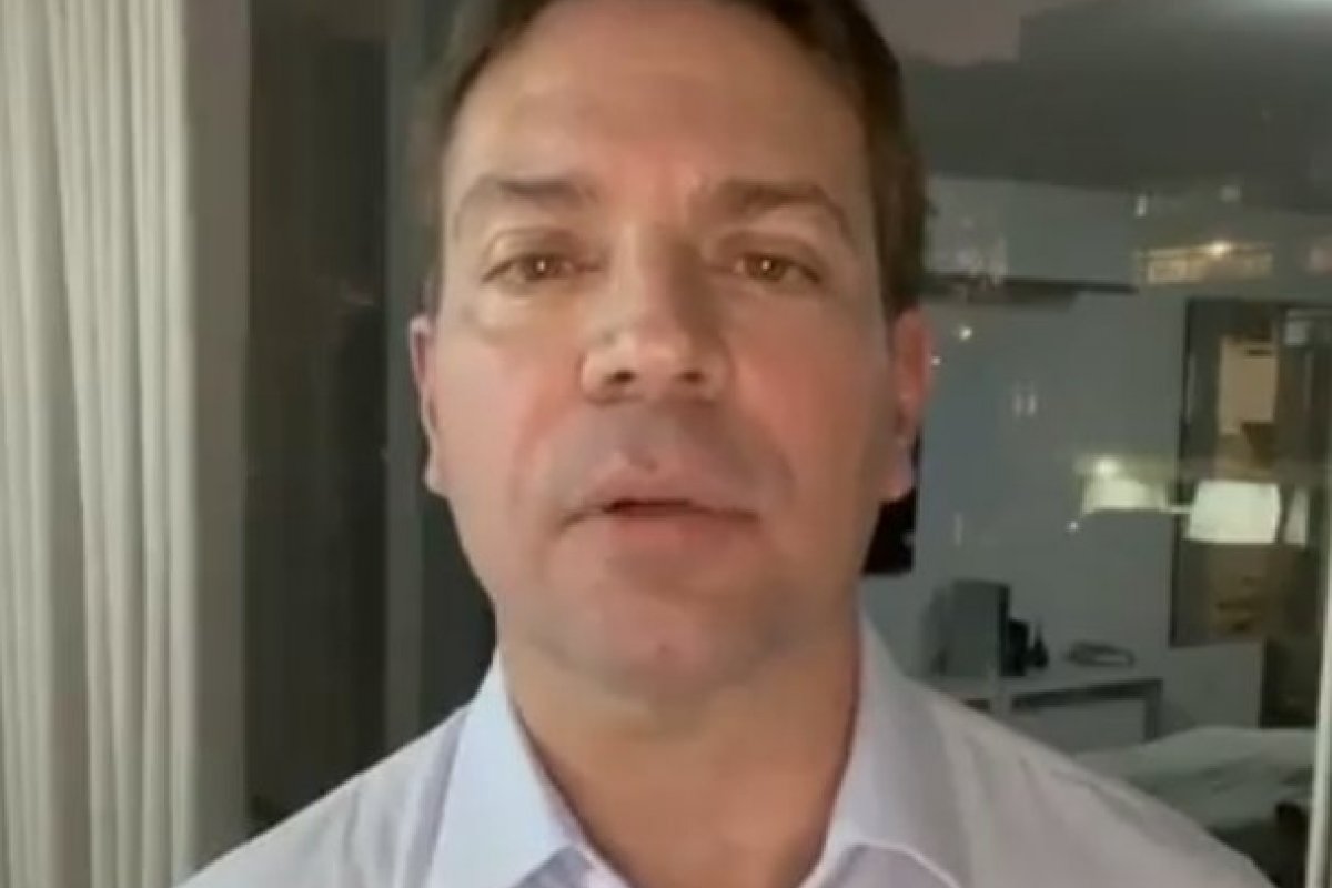 Vídeo: “Não foi clandestina, havia o aval e o conhecimento do presidente”, afirma Ramagem sobre gravação com Bolsonaro
