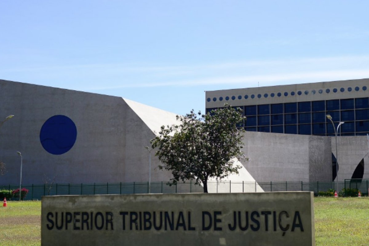 STJ mantém prisão de suspeito de liderar organização envolvida com tráfico internacional de drogas