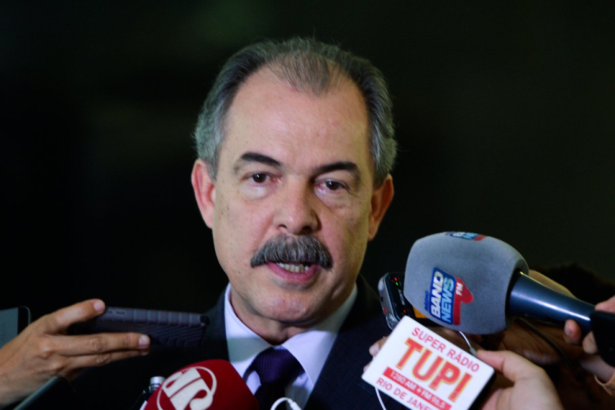 BNDES financiou R$ 3,2 bi em linhas de crédito para RS, diz Mercadante