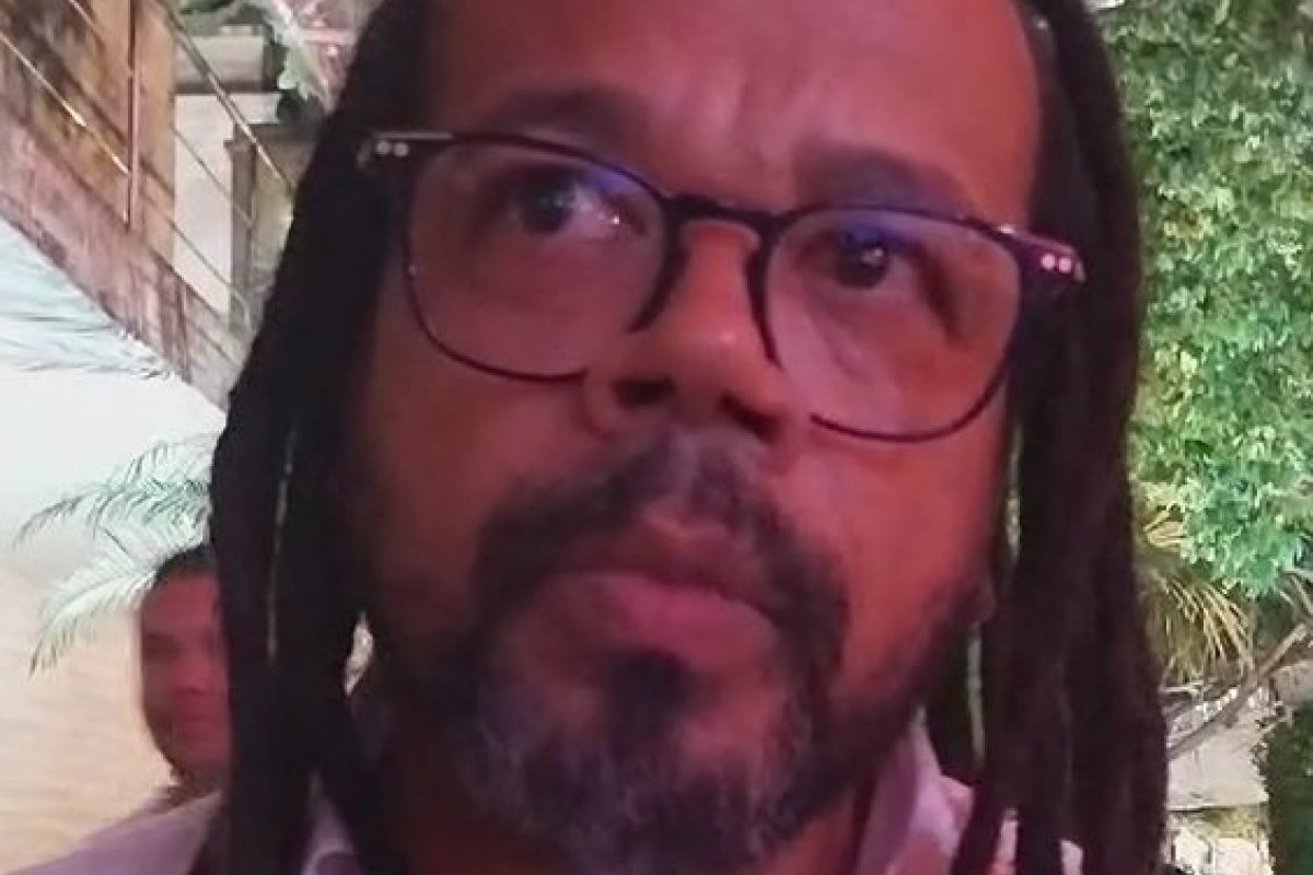 Vídeo: "Vou fazer uma campanha para garantir o nosso lugar no segundo turno do processo eleitoral", diz Kleber Rosa