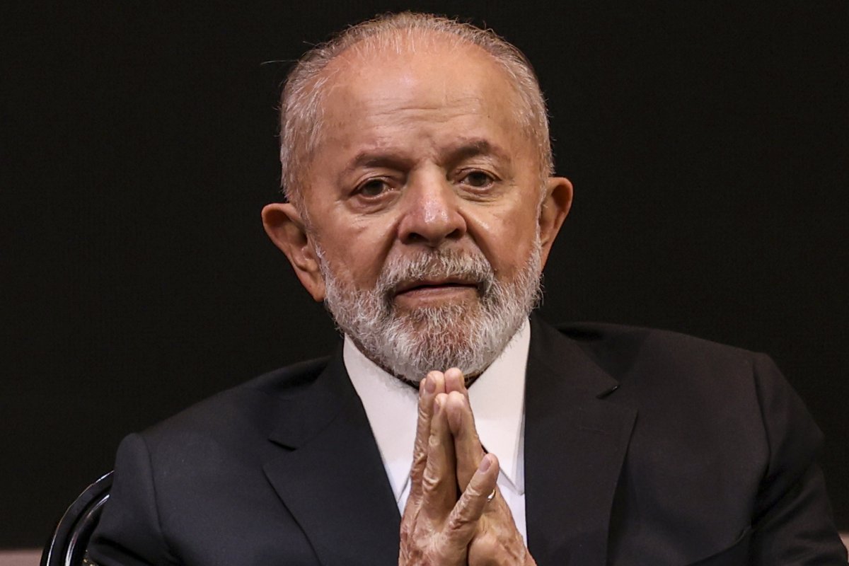 Governo Lula prevê economia de R$ 6 bilhões com revisão no BPC