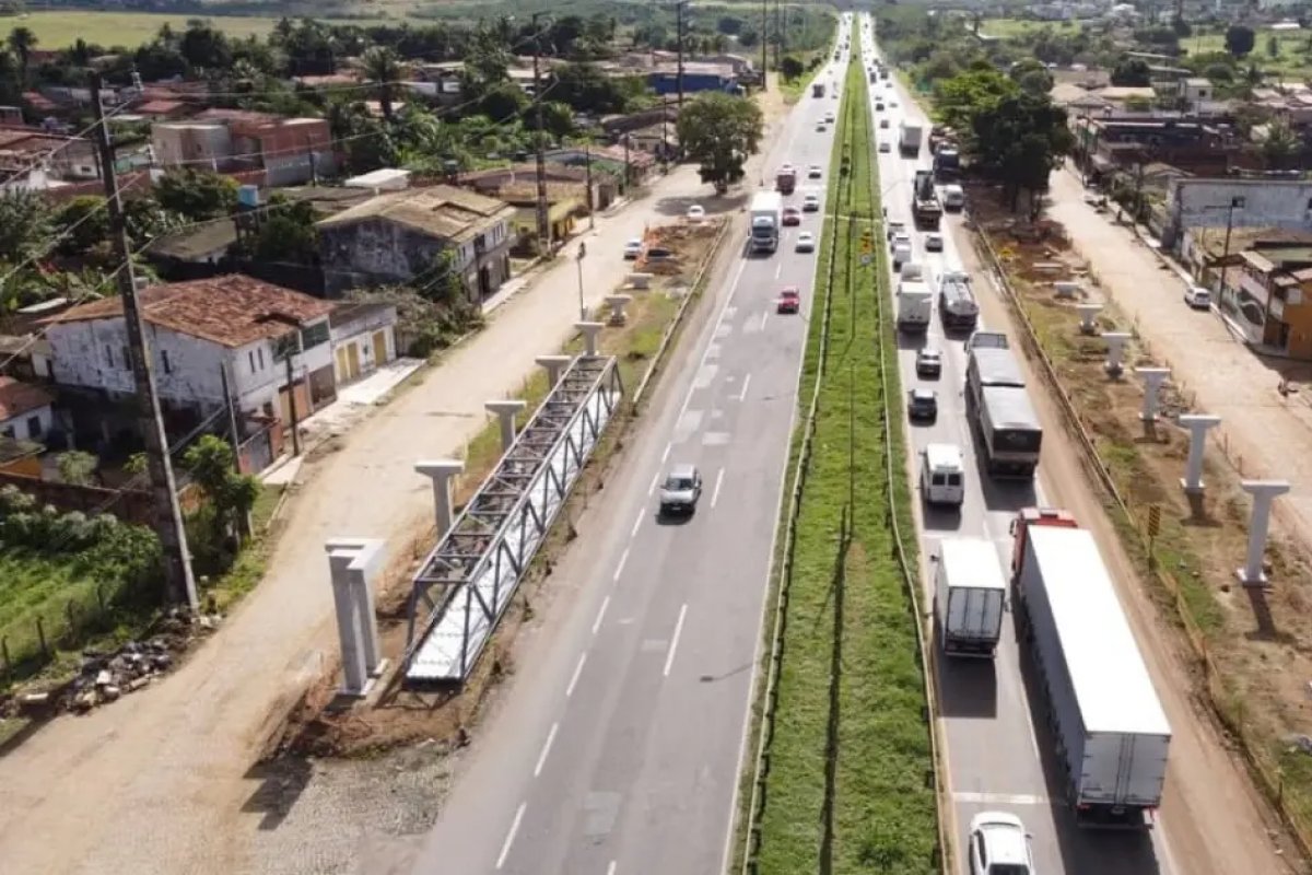 MPF abre inquérito para investigar ViaBahia por recuperação de passarela na BR-324