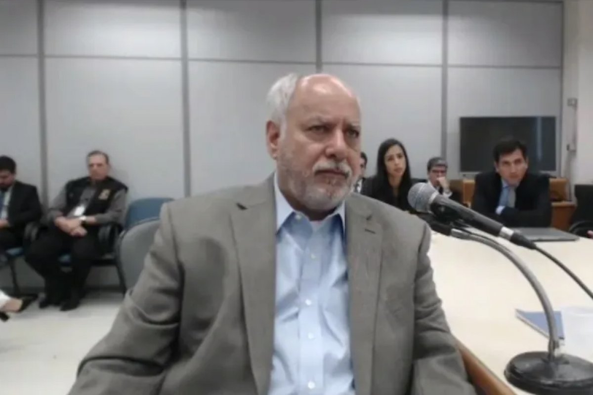 Justiça determina prisão de Renato Duque pela Operação Lava Jato