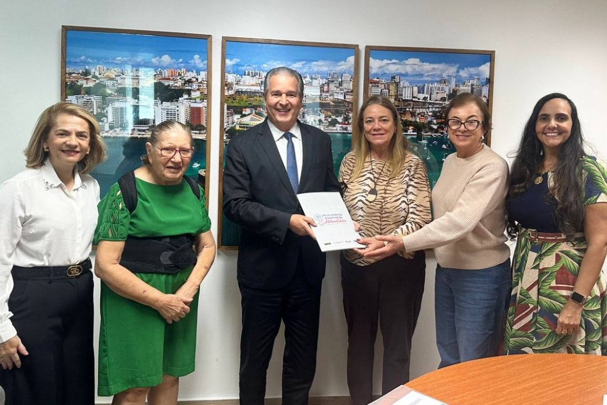 Fabíola Mansur se reúne com presidente do TRE-BA para debater eleições e candidaturas femininas