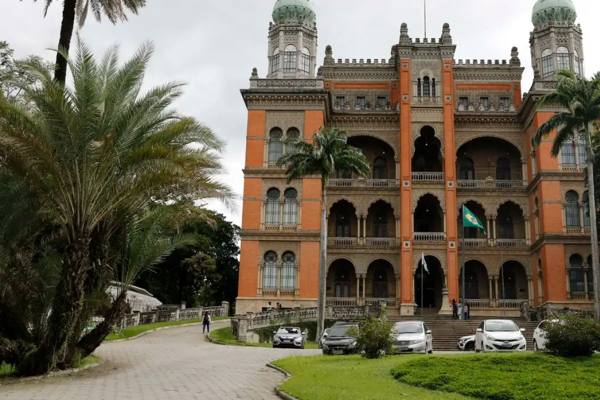 Fiocruz e Universidade de Coimbra firmam acordo para desenvolvimento de radiofármacos