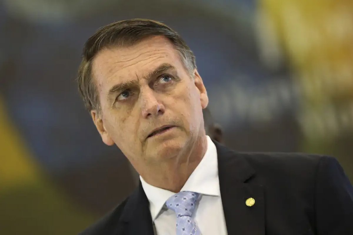 Bolsonaro e suposto informante na Receita tiveram 6 encontros no Alvorada e no Planalto