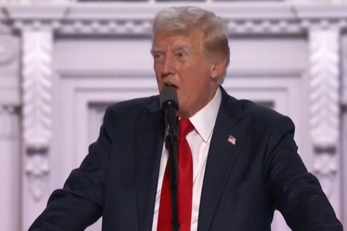 Trump diz que será 'mais fácil' derrotar Kamala depois da desistência de Biden