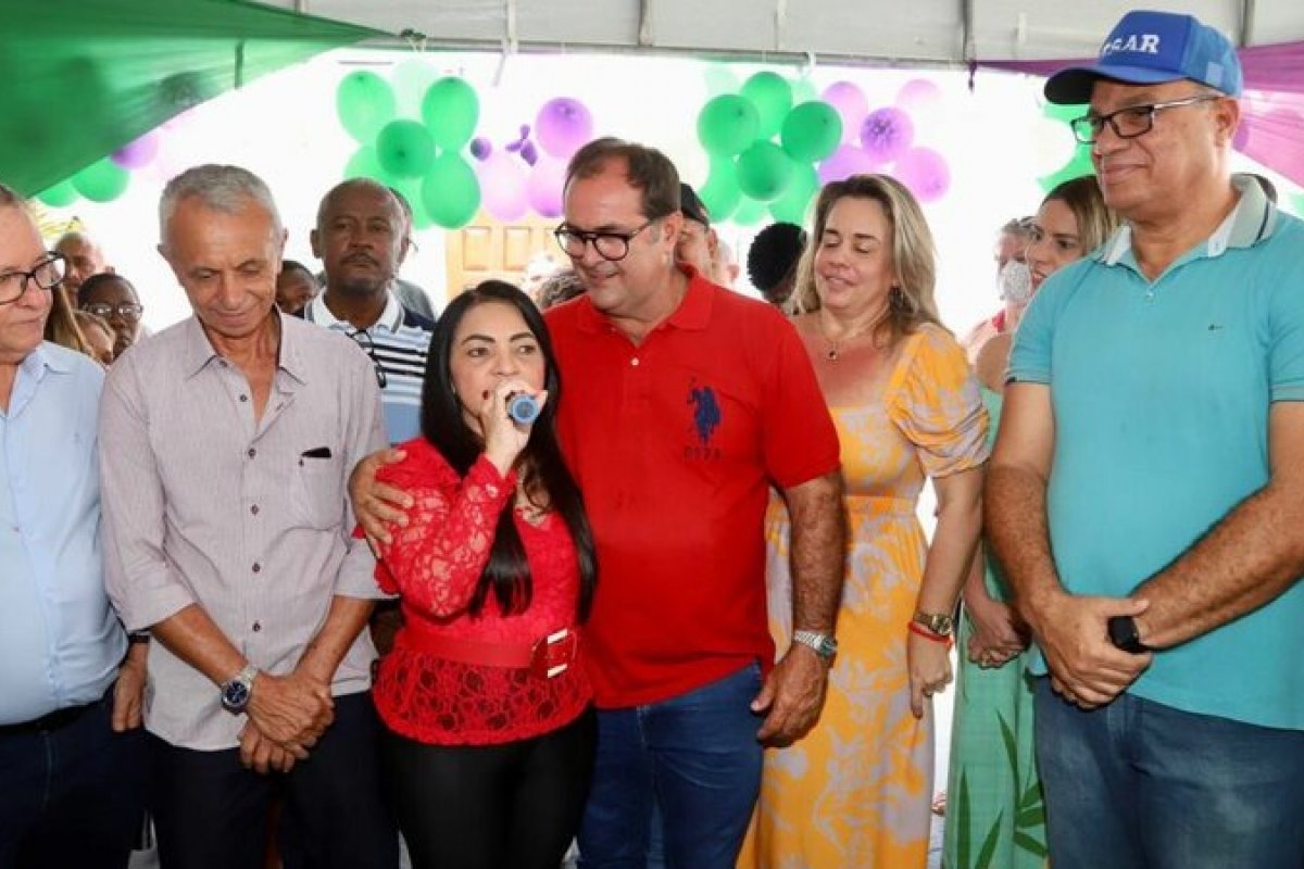 Lauro de Freitas: vice-prefeito rompe com Moema Gramacho e apoia Débora Régis