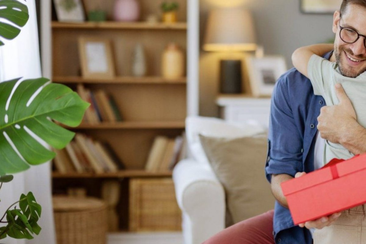 Varejo baiano deve ter alta de 8% para o Dia dos Pais, aponta Fecomércio