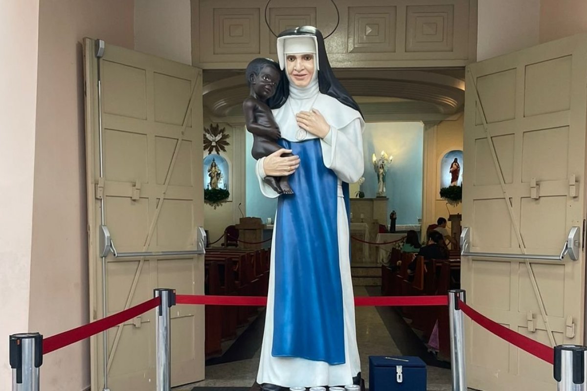 Peregrinação com a imagem de Santa Dulce percorre diversos bairros de Salvador!