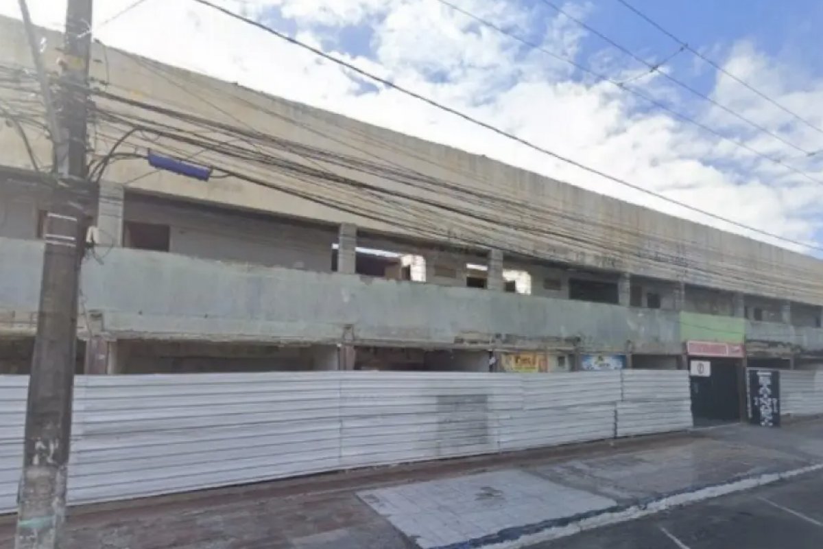Ossada humana é encontrada em imóvel abandonado em Porto Seguro