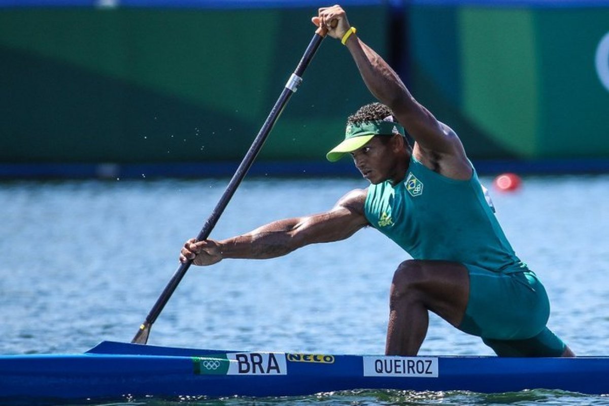 Porta-bandeira do Brasil, Isaquias Queiroz pode se tornar o brasileiro com mais medalhas olímpicas em Paris