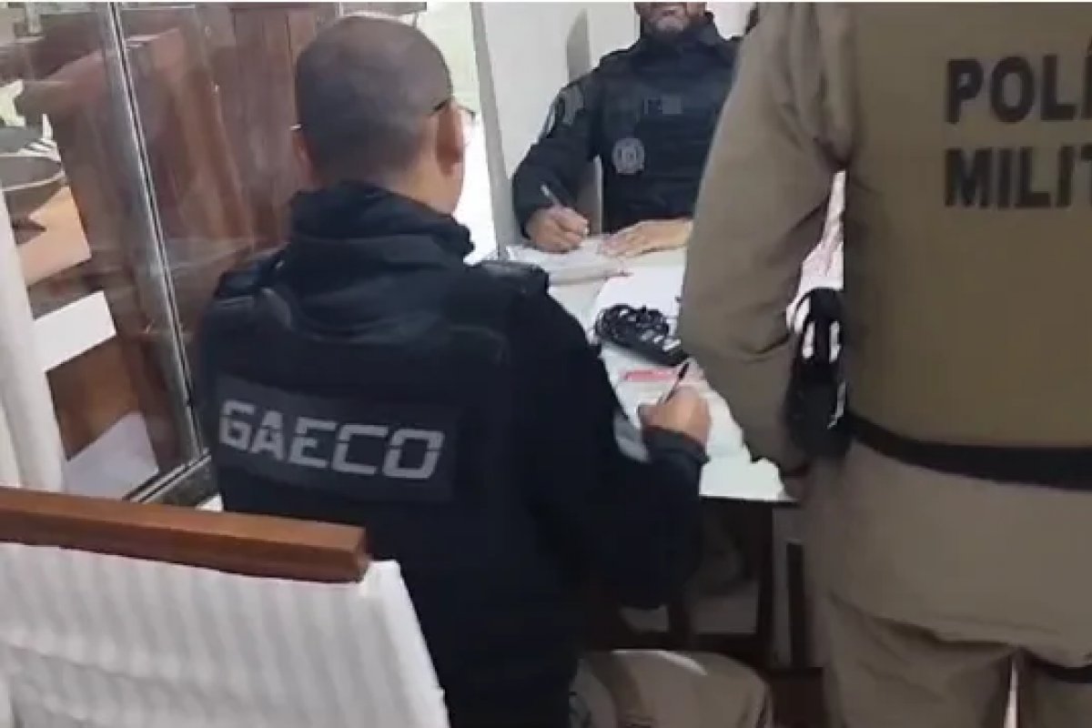 PM é preso em operação do Ministério Público contra extorsão de empresários e comerciantes na Bahia