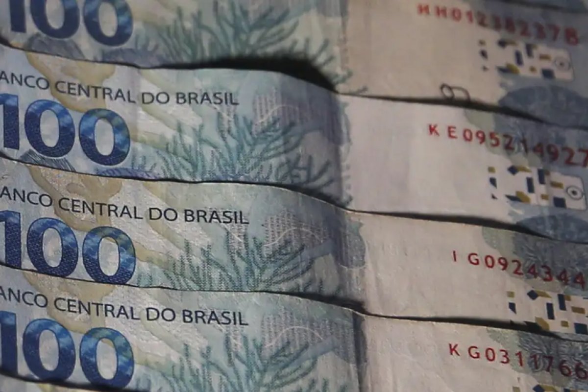 Arrecadação federal tem alta real de 11% em junho e bate novo recorde