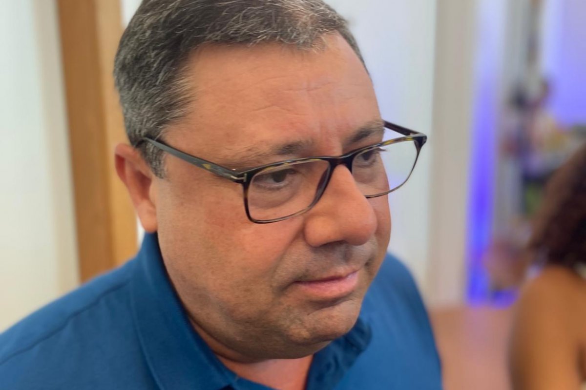 Vídeo: Emerson Penalva critica governo Jerônimo e apelida de 'Crefisa' por empréstimos na ALBA