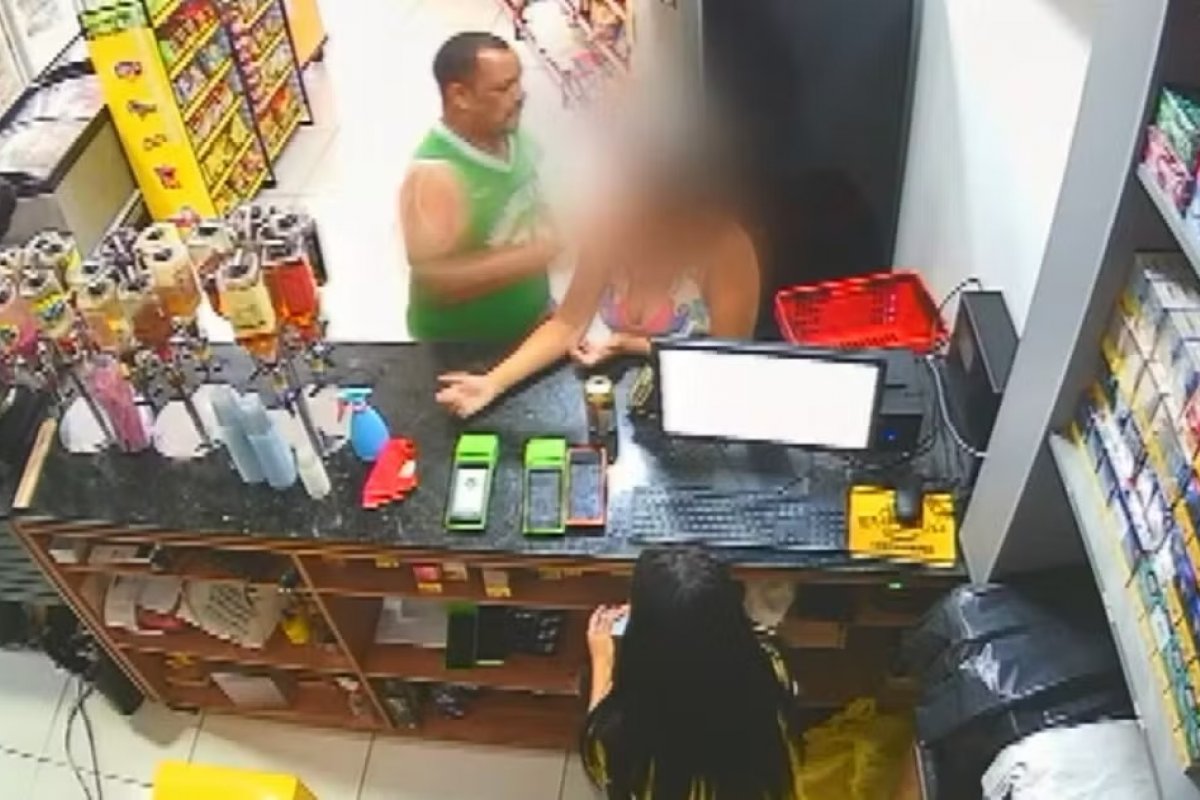 Mulher é agredida com soco no rosto por ex-namorado, em Salvador