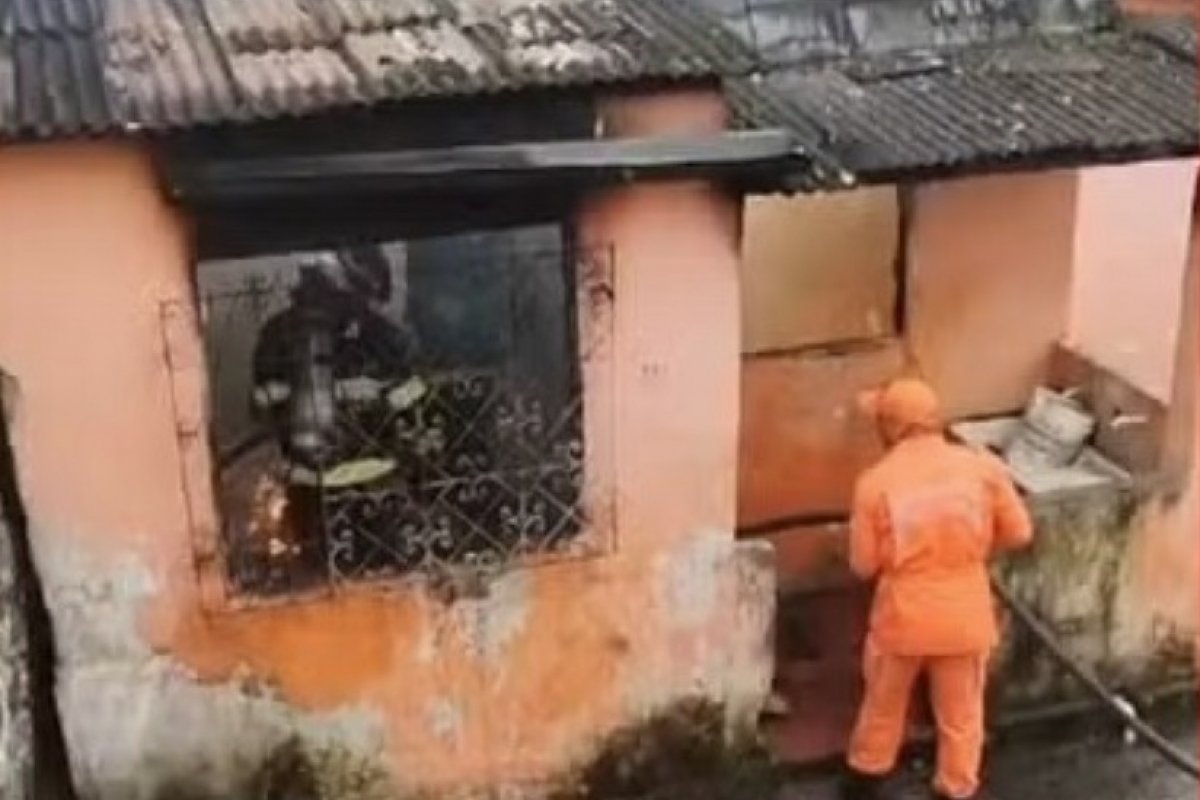 Irmãos morrem carbonizados após casa pegar fogo no sul da Bahia