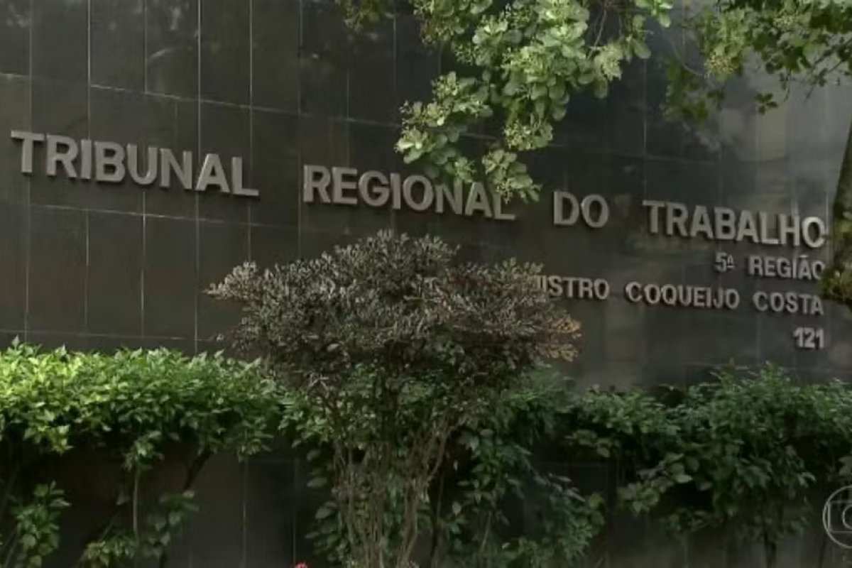 Supervisor que chamou funcionária de 'gostosa' e 'legítima baiana' é condenado a indenizar vítima em R$ 15 mil