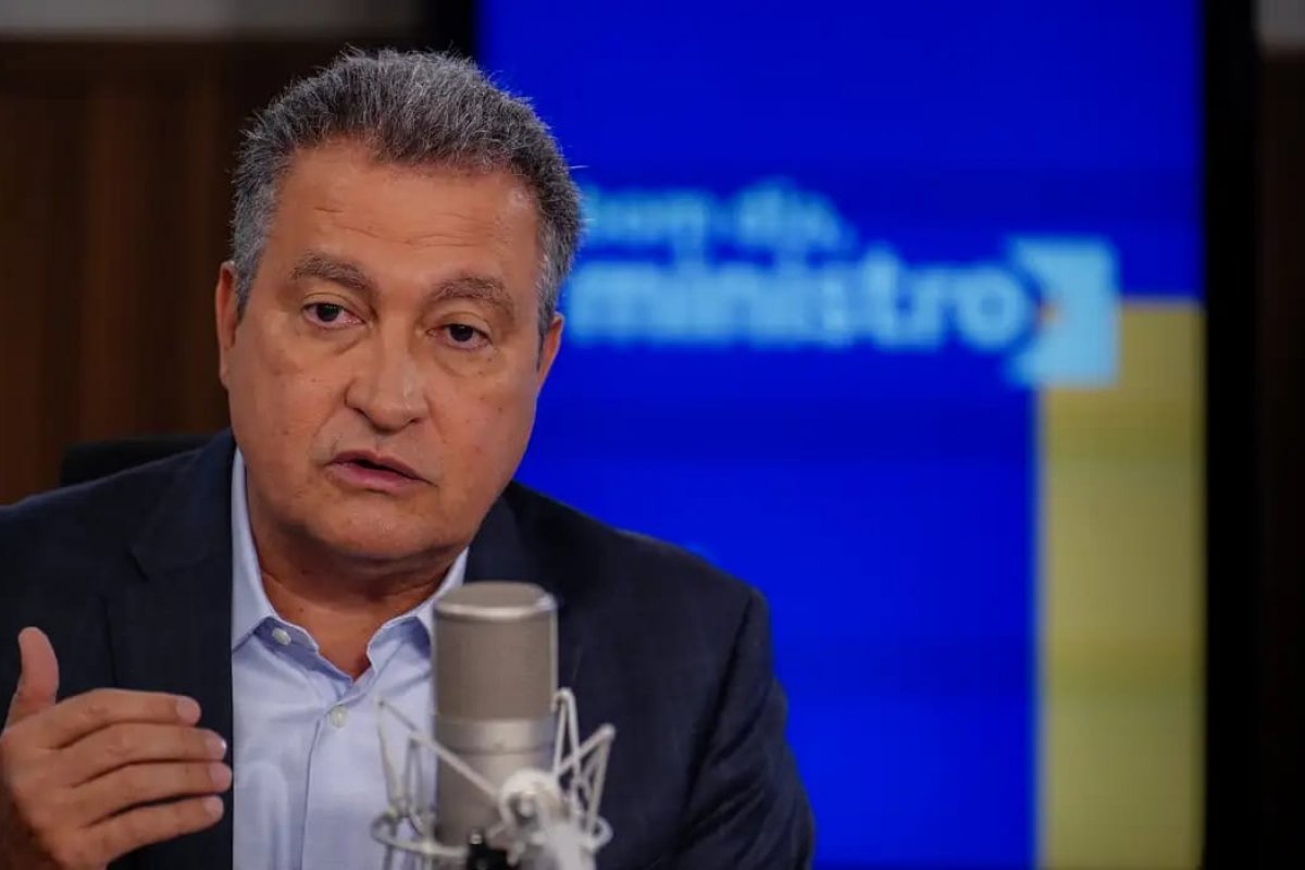 Rui Costa diz que todos ministérios serão afetados pelo congelamento de R$ 15 bilhões