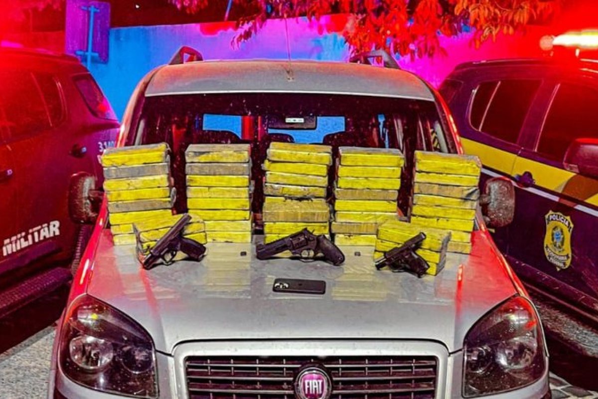 Operação apreende 50 kg de pasta base de cocaína e armas em Ibotirama