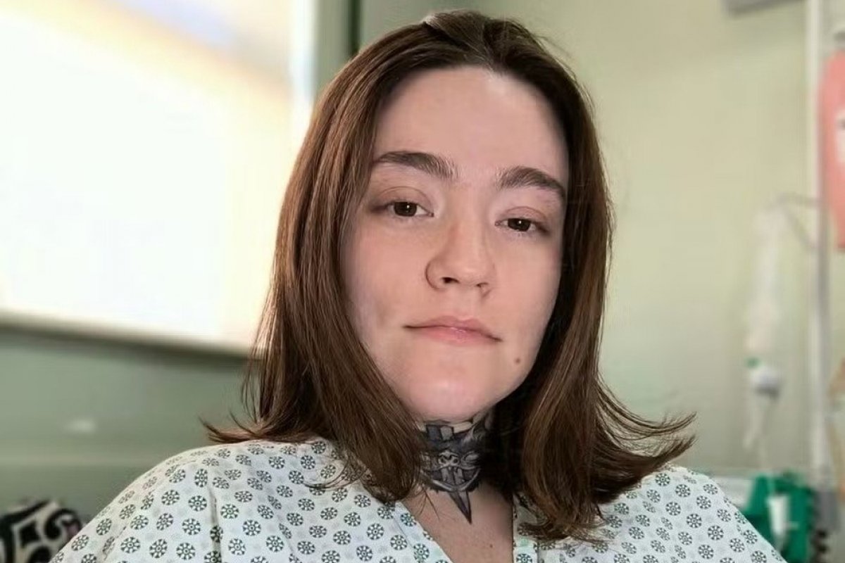 ‘Cirurgia foi perfeita’, diz médico sobre implante de jovem brasileira com a ‘pior dor do mundo’