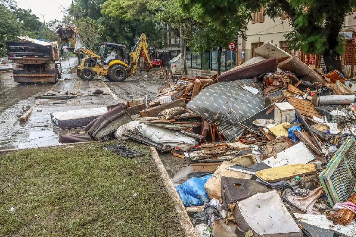 Auxílio Reconstrução: prazo para cadastrar famílias no RS é prorrogado