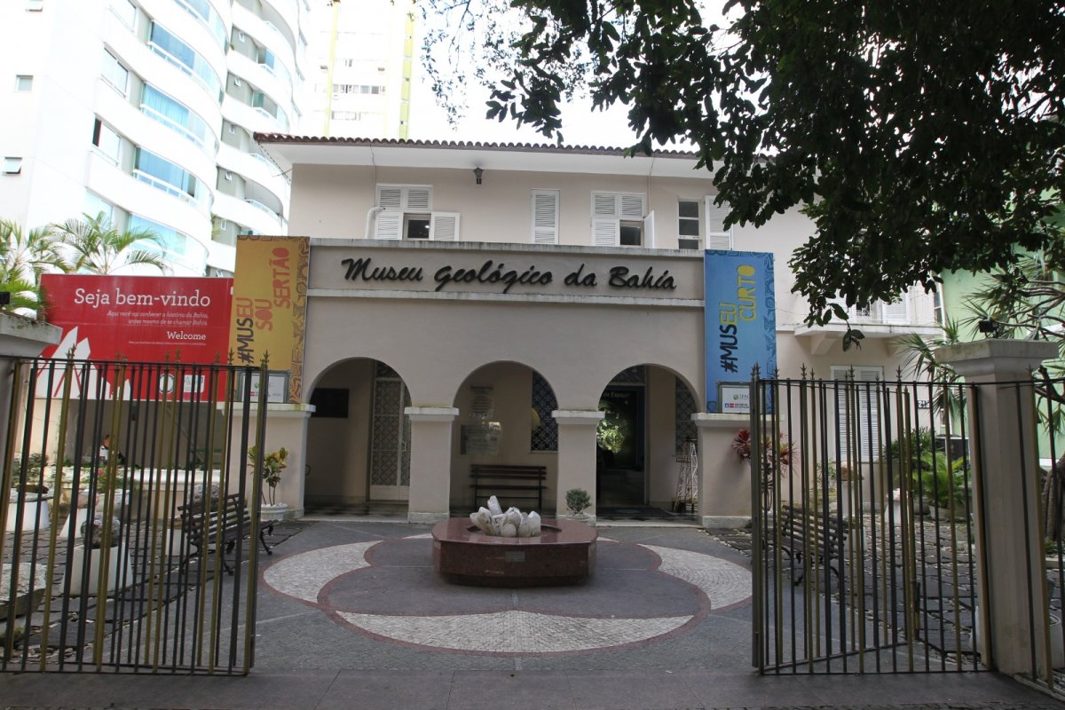 Governo divulga empresa vencedora de licitação responsável por gerir cinema e serviços do Museu Geológico da Bahia