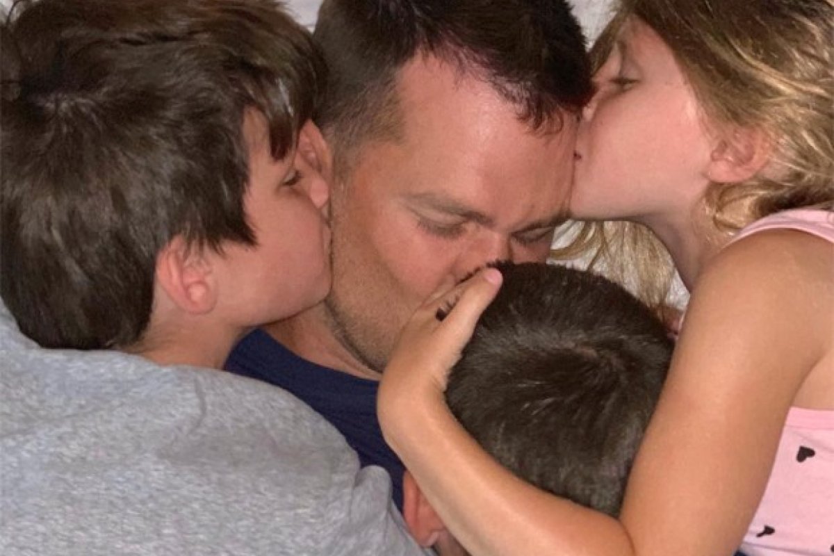 Gisele Bündchen homenageia Tom Brady em Dia dos Pais