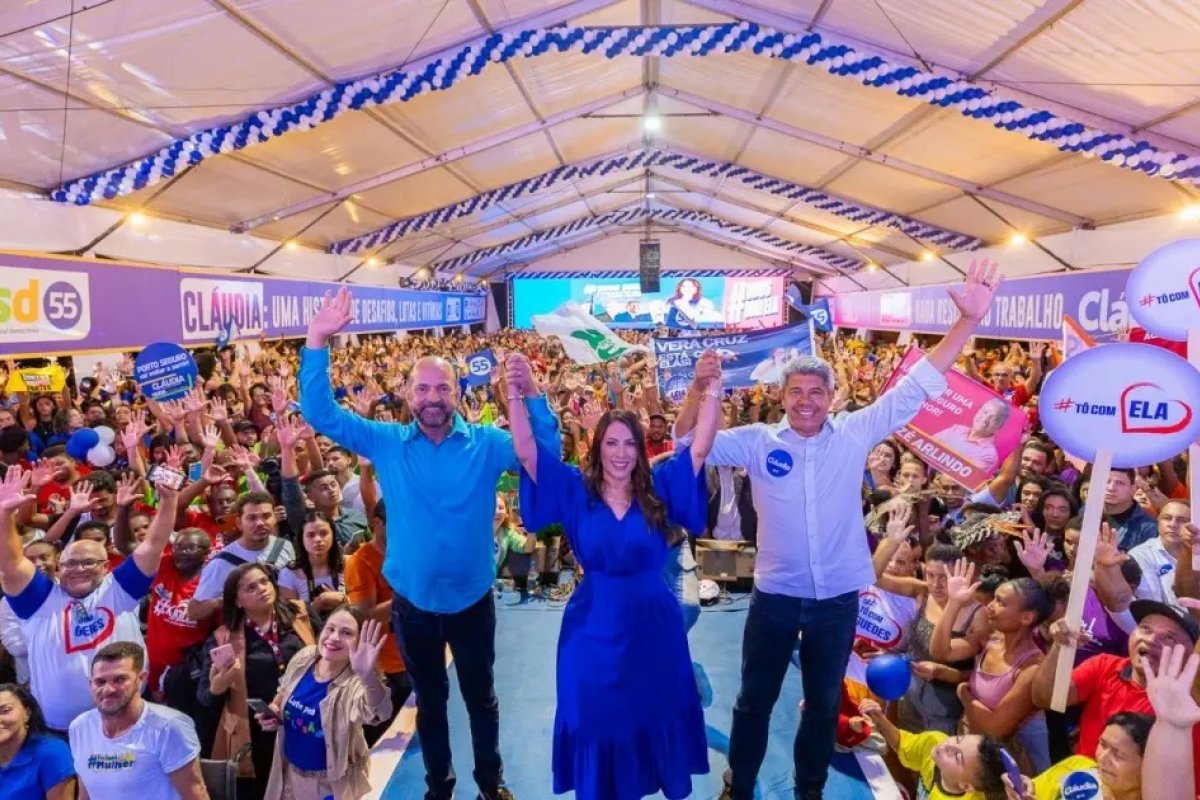 Deputada baiana pagou mais de R$ 58 mil a empresa de limpeza para serviço de marketing