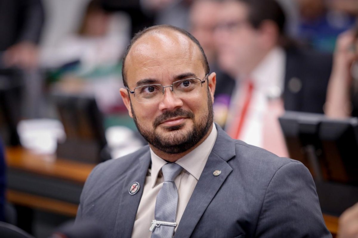 Operação Cianose: Alden diz que respiradores não entregues causaram prejuízo milionário aos cofres públicos