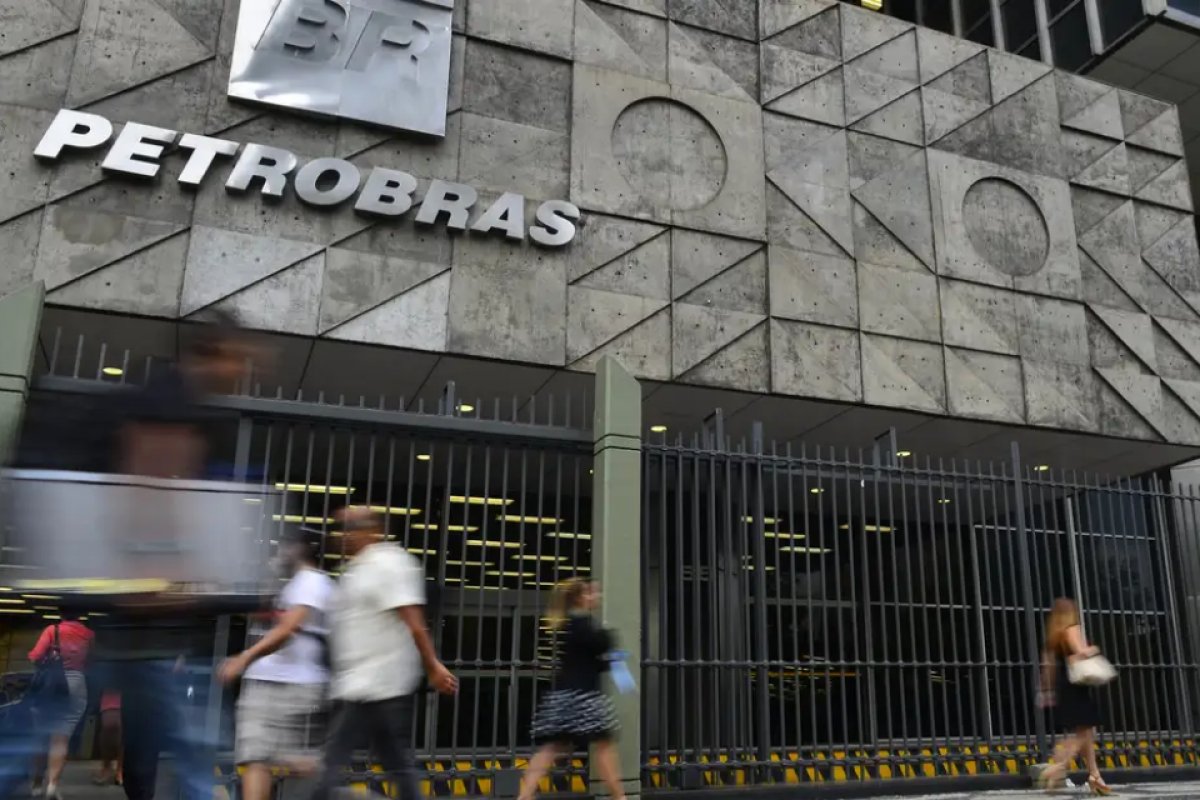 Petrobras aciona Justiça por suposta fraude em programa pagamento a fornecedores