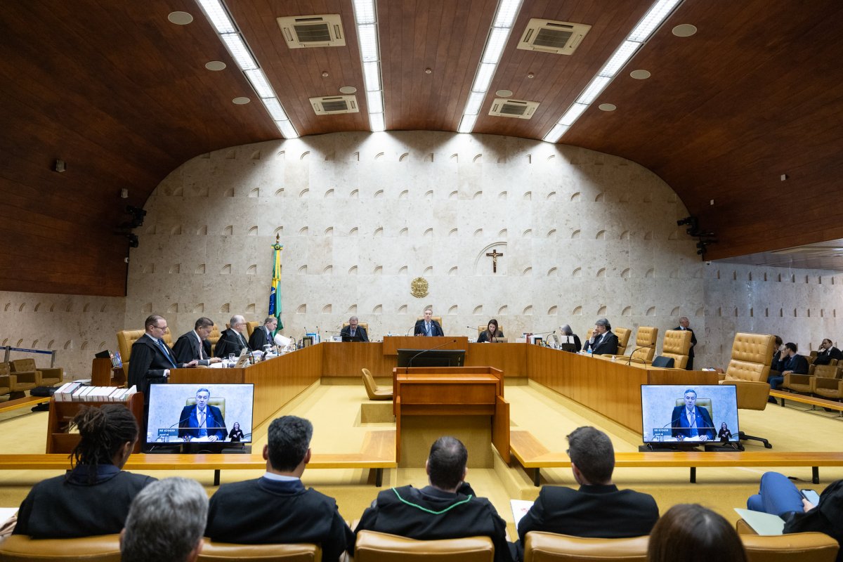 STF volta do recesso com julgamento de PEC de Bolsonaro e audiência sobre emendas de relator