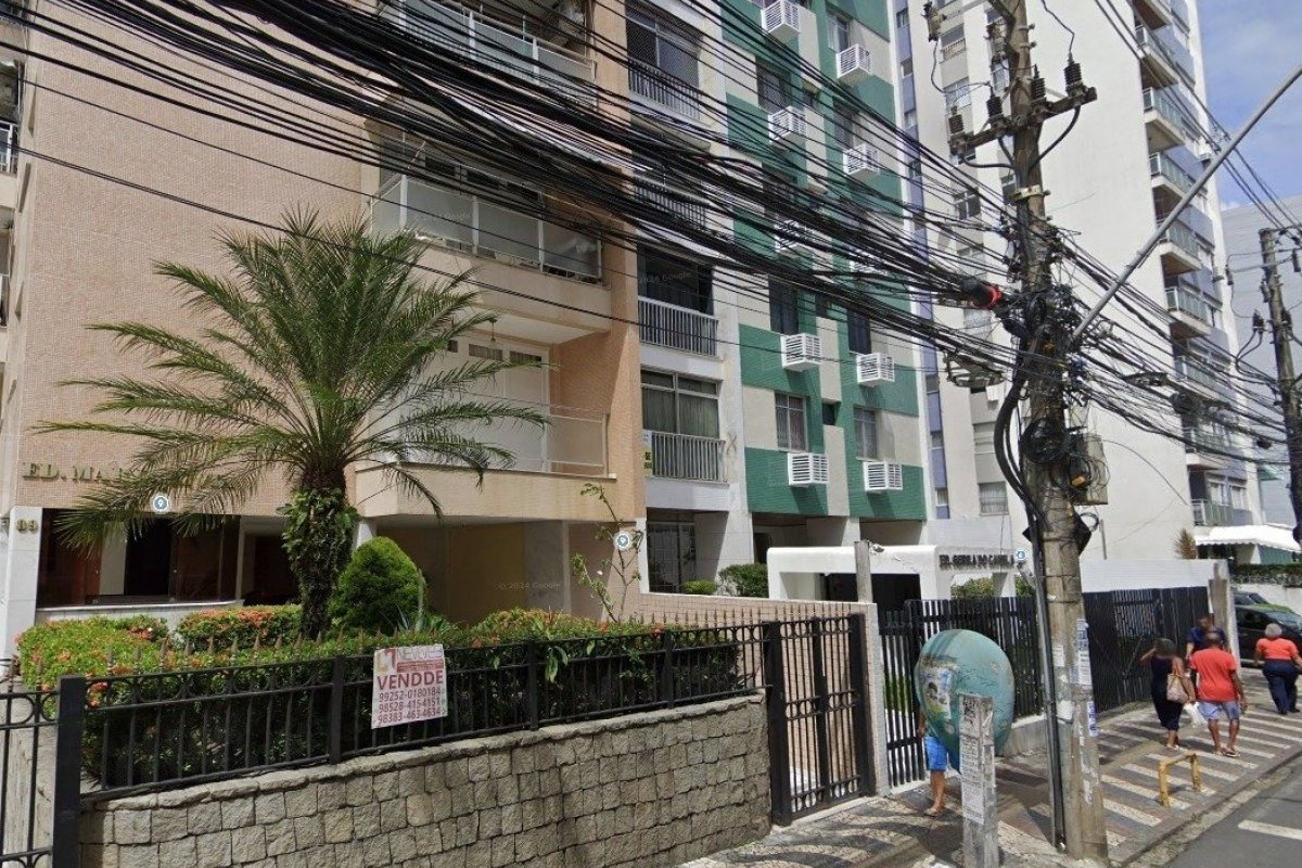 Idosos são retirados de apartamentos e rua é interditada após vazamento de gás no Canela