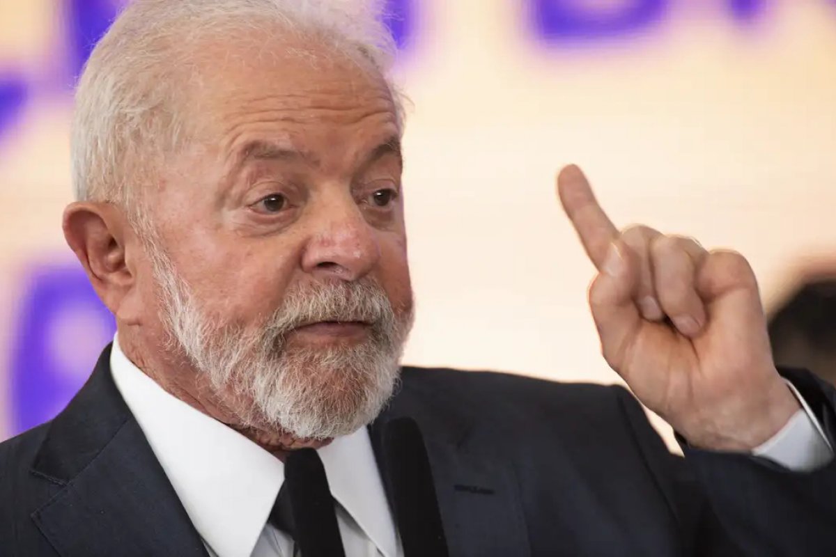 “Tô cheio de ministro, de gente que não votou em mim”, diz Lula durante evento