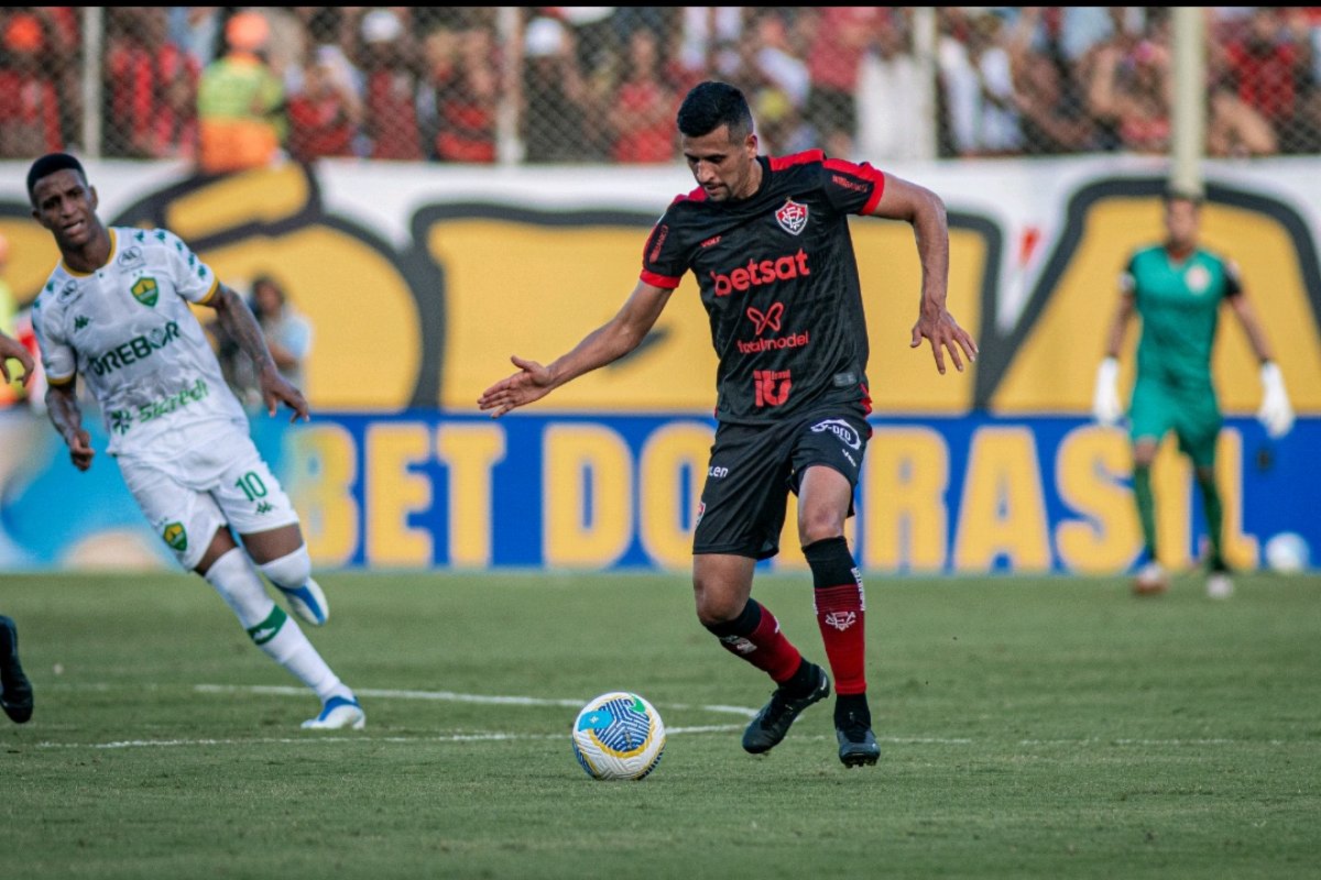 Vídeo: Vitória vence Cuiabá e se afasta da zona de rebaixamento; confira o gol do jogo