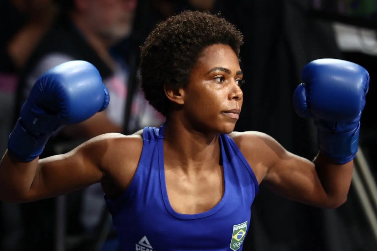 Jucielen Romeu perde para turca no boxe e fica sem medalha em Paris