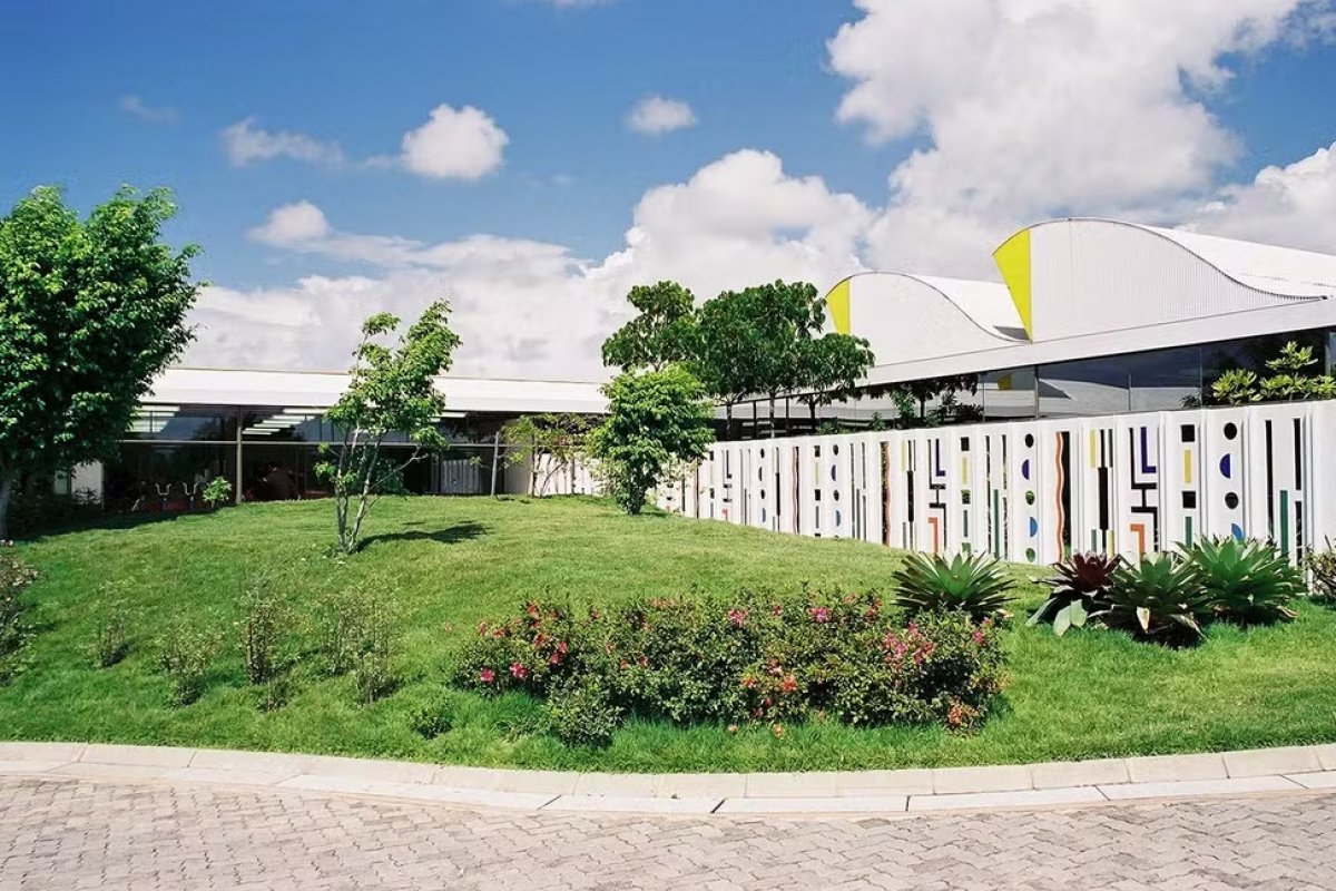 Hospital de Salvador está com inscrições abertas para 6 vagas com salários de até R$ 33 mil