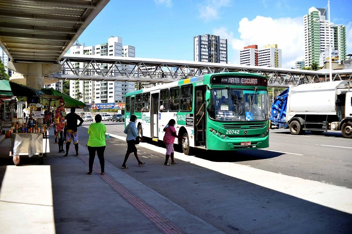Salvador ganha novas linhas de ônibus; Farol da Bahia fez denúncia de reclamações de passageiros