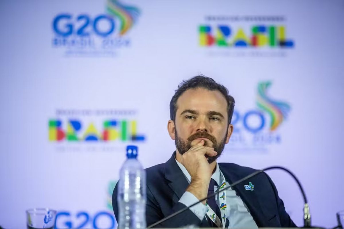 Número 2 da Fazenda defende autonomia do Banco Central e transição sem 'arroubo político'