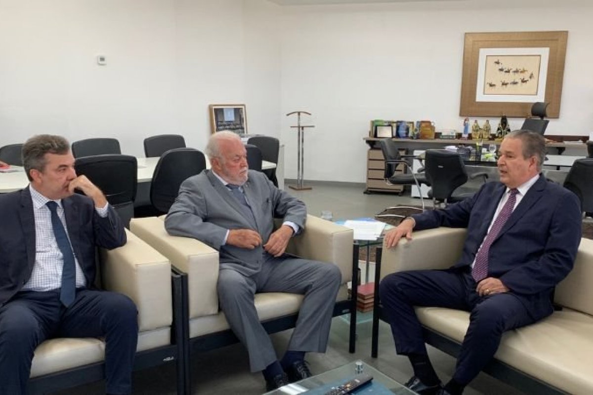 TCM divulga lista de prefeitos e ex-prefeitos que tiveram contas rejeitadas na Bahia